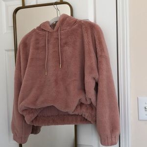 Faux Fur Hoodie💞💕